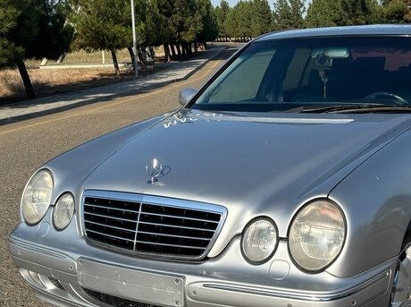 Mercedes E 240 2000