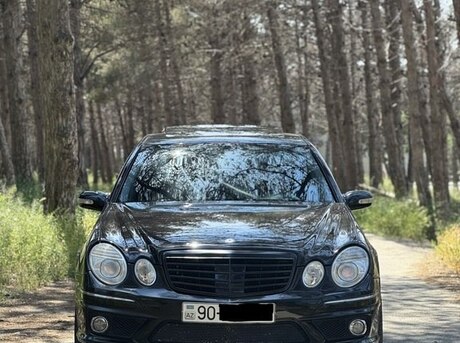Mercedes E 220 2004