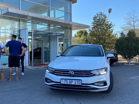 Volkswagen Passat 2021