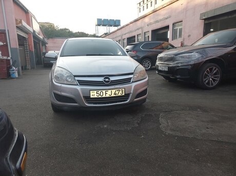 Opel Astra 2008