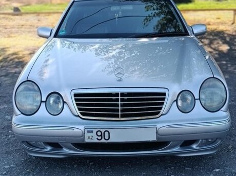 Mercedes E 240 2000