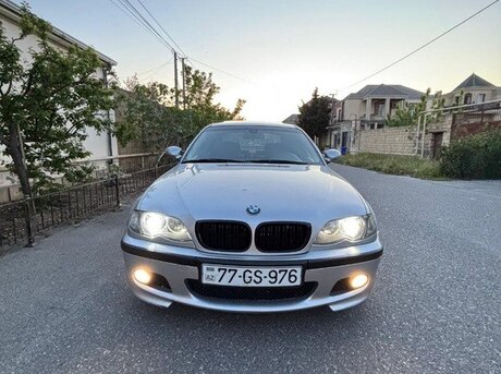 BMW 325 2001