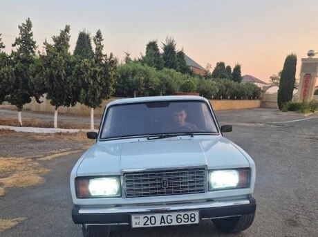 LADA (VAZ) 2107 2011