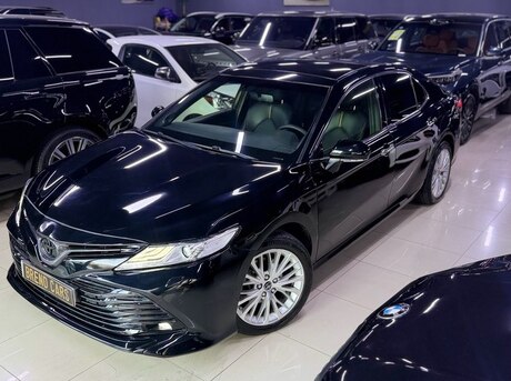 Toyota Camry 2019