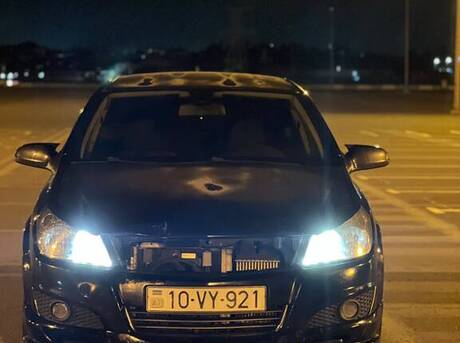 Opel Astra 2008