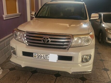 Toyota Land Cruiser 2013
