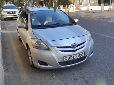 Toyota Yaris 2008