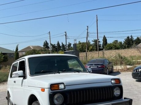 LADA (VAZ) Niva 2013