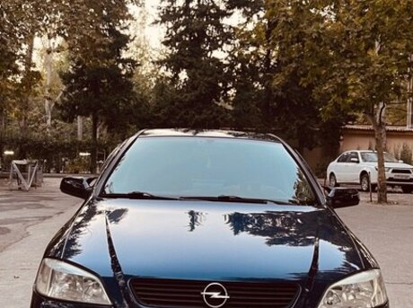 Opel Astra 2000