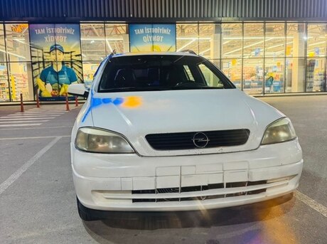 Opel Astra 2000