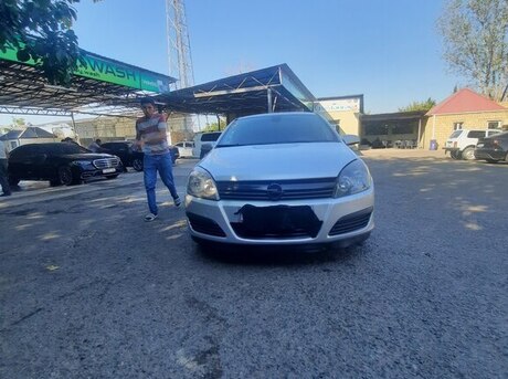 Opel Astra 2006