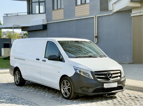 Mercedes  2017