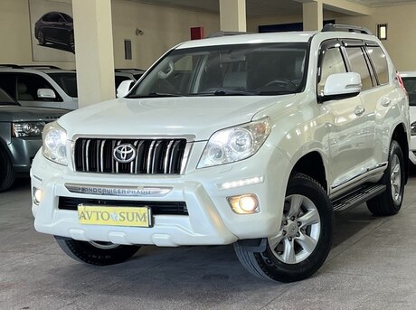 Toyota Land Cruiser Prado 2013