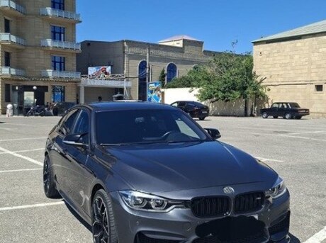 BMW 330 2015