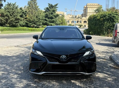 Toyota Camry 2023