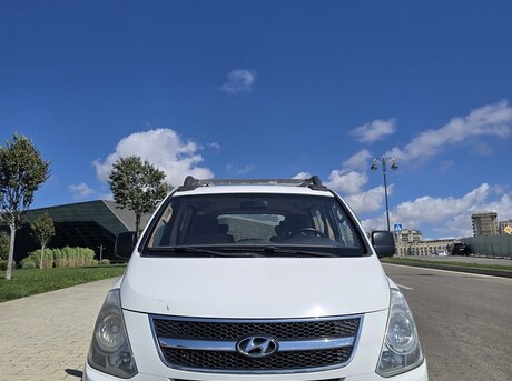 Hyundai H-1 2012