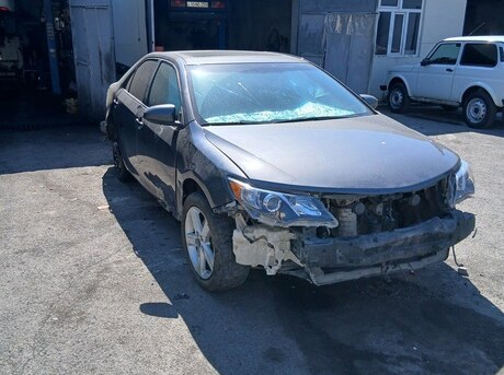 Toyota Camry 2013