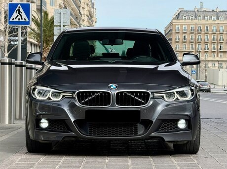 BMW 330 2016