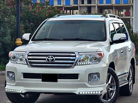 Toyota Land Cruiser 2010