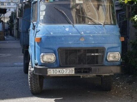 Avia 31 1990