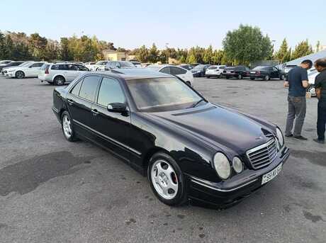 Mercedes E 220 2000