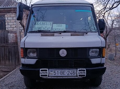 Mercedes 410 D 1989