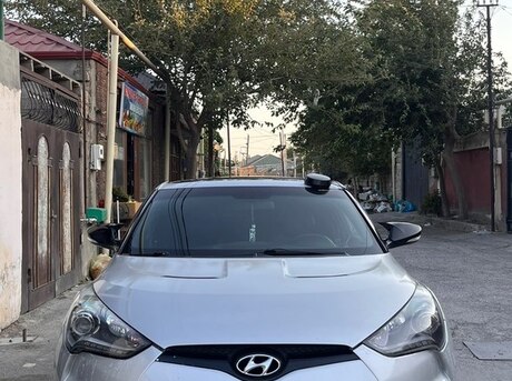 Hyundai Veloster 2012