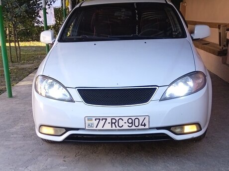 Daewoo Gentra 2014