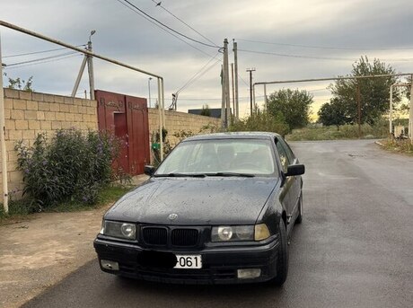 BMW 320 1993