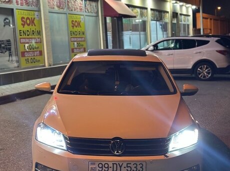 Volkswagen Passat 2011