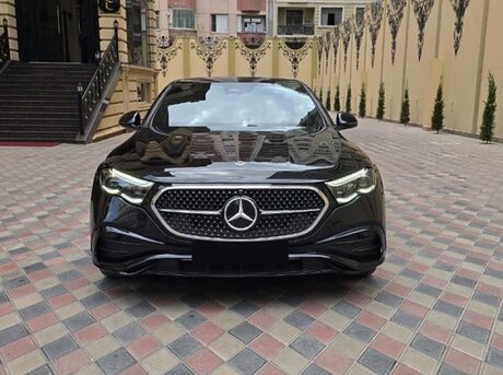 Mercedes E 300 e 2024