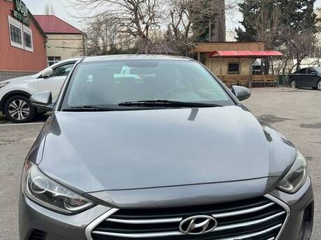 Hyundai Elantra 2018