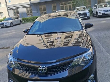 Toyota Camry 2014