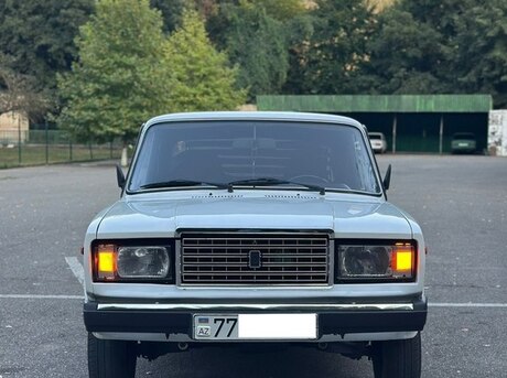 LADA (VAZ) 2107 2010