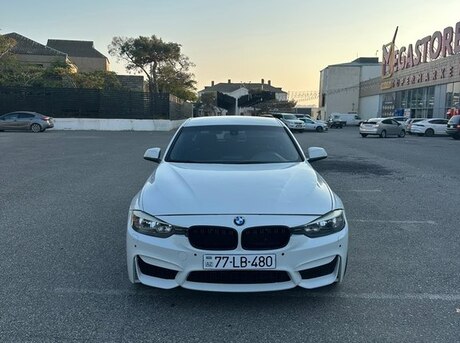 BMW 330 2015