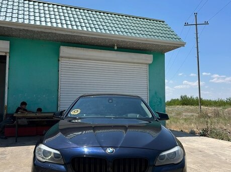 BMW 525 2012