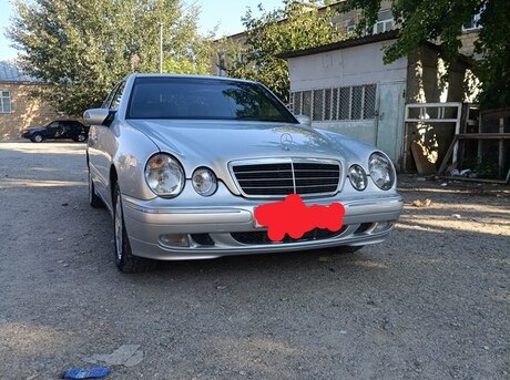 Mercedes E 220 2000