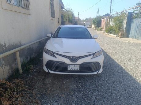 Toyota Camry 2020