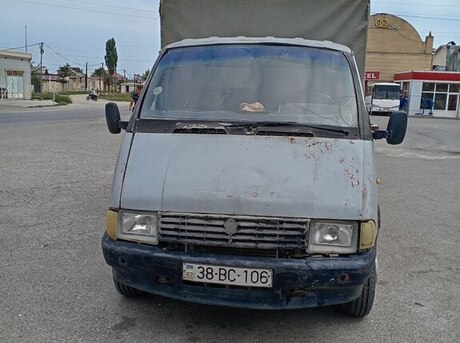 GAZ 330202-740 1995