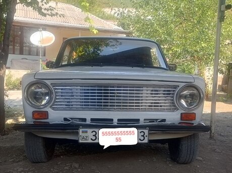 LADA (VAZ) 21011 1985