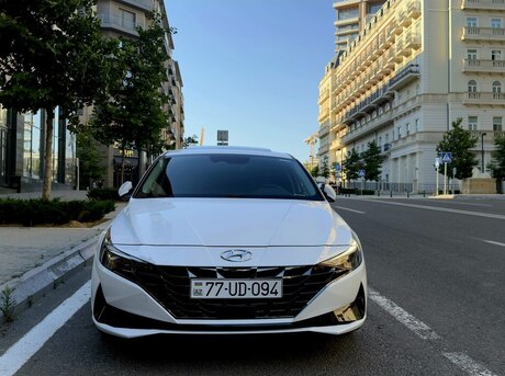 Hyundai Elantra 2021