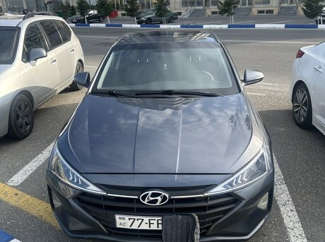 Hyundai Elantra 2020