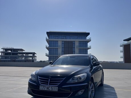 Hyundai Genesis 2013