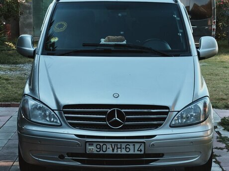 Mercedes  2005