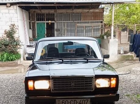 LADA (VAZ) 2107 2010