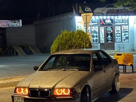 BMW 320 1995