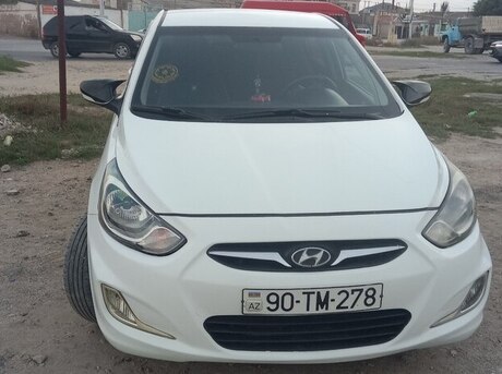 Hyundai Accent 2011