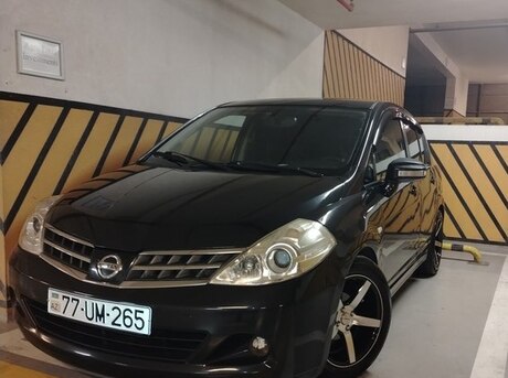 Nissan Tiida 2011