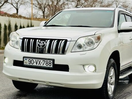 Toyota Land Cruiser Prado 2012