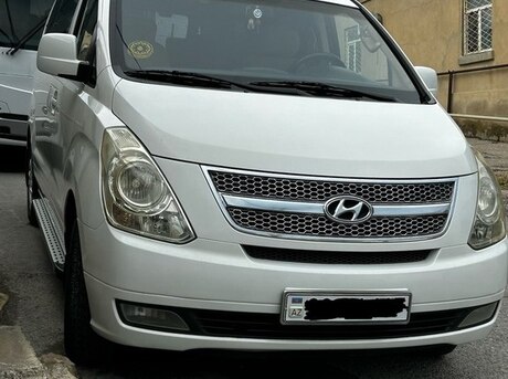 Hyundai H-1 2010